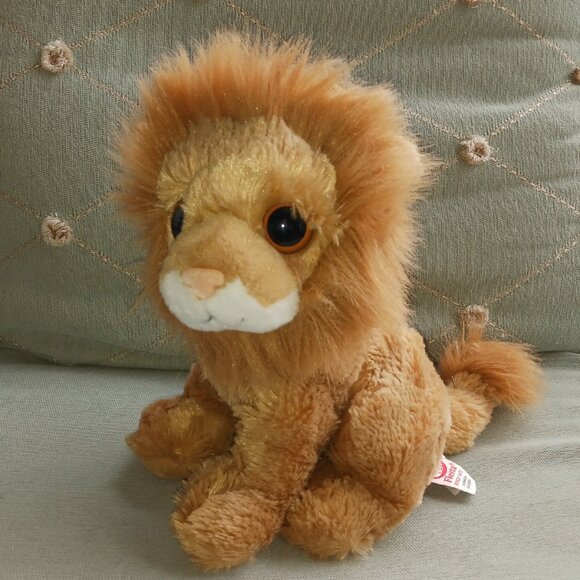 Big Eye Lion Stuffed Animal Plush Fiesta 9" Sitting A39276 NEW - Picture 2 of 5